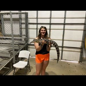 Meet your Posher, Chloe